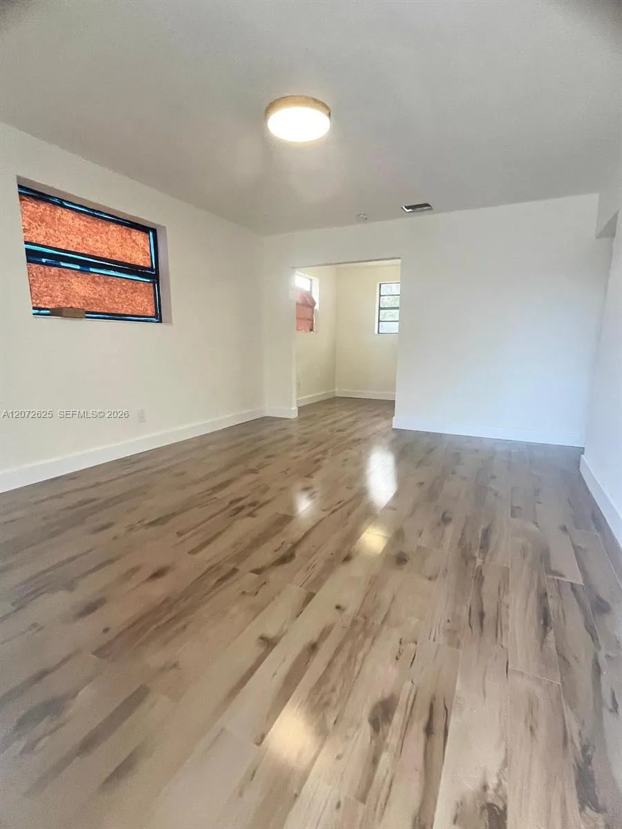 15350 NE 14th Ct North Miami Beach, FL 33162