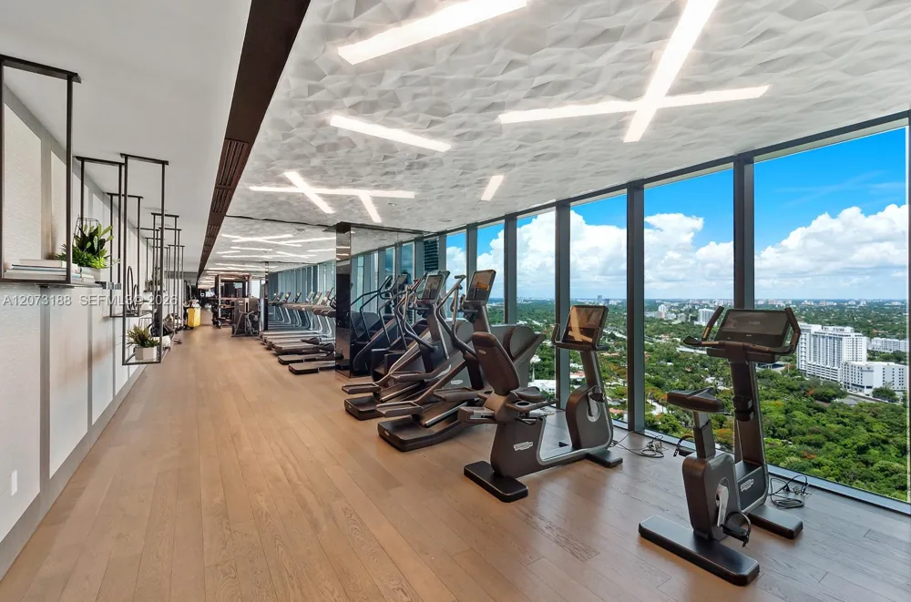 1451 Brickell Ave #2405 Miami, FL 33131