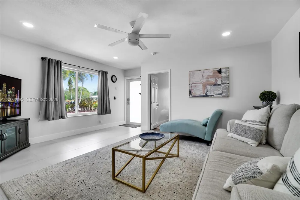 617 NW 30th Ct Wilton Manors, FL 33311