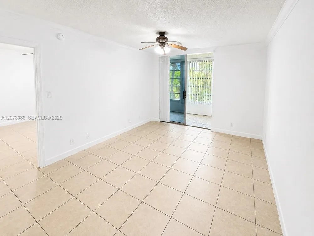 3141 NW 47th Ter #324 Lauderdale Lakes, FL 33319