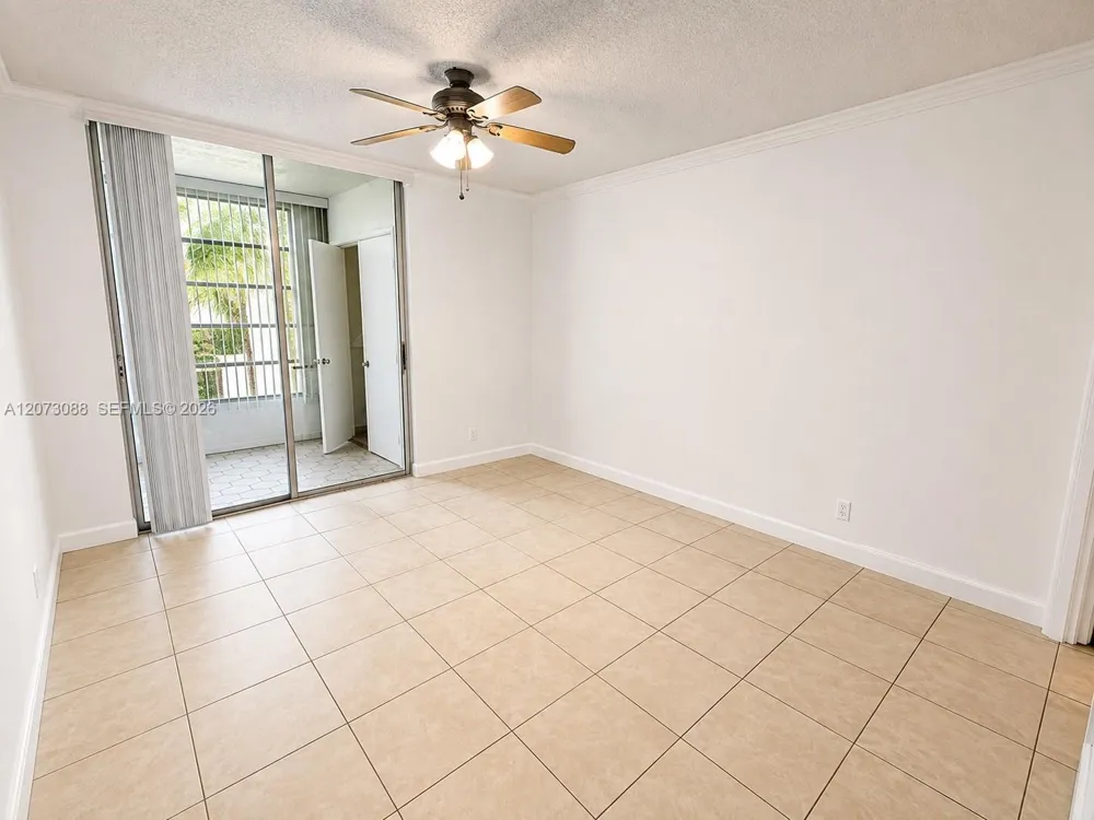 3141 NW 47th Ter #324 Lauderdale Lakes, FL 33319