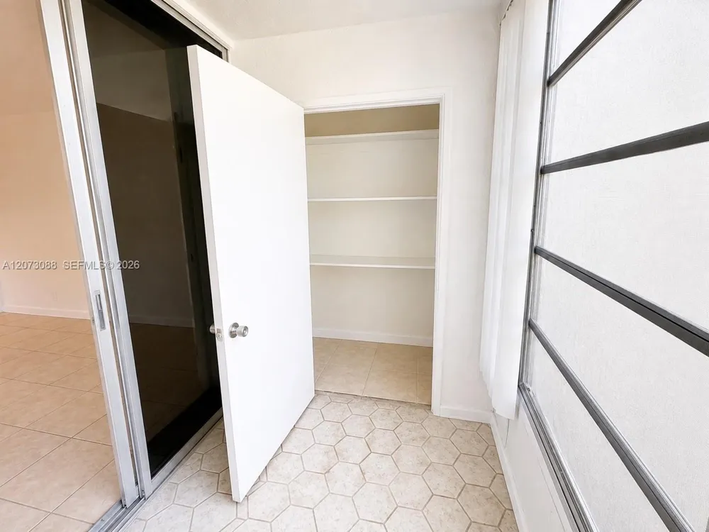 3141 NW 47th Ter #324 Lauderdale Lakes, FL 33319