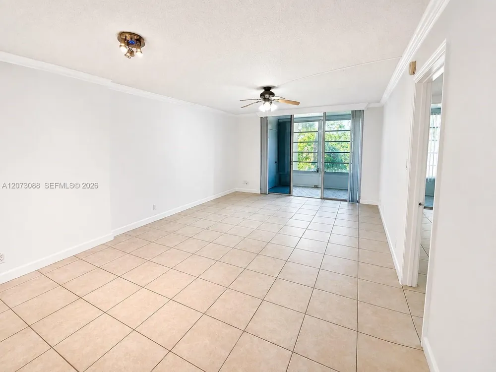 3141 NW 47th Ter #324 Lauderdale Lakes, FL 33319