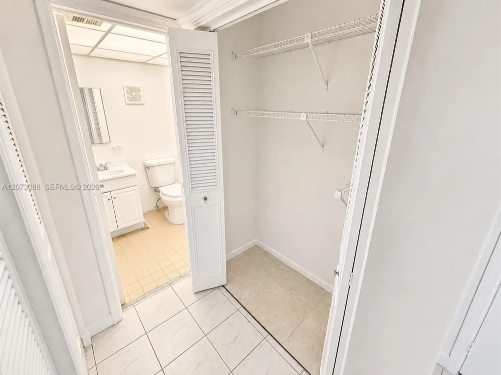 3141 NW 47th Ter #324 Lauderdale Lakes, FL 33319