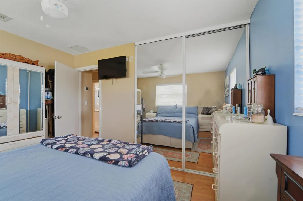 225 RIVER TERRACE DRIVE Jupiter, FL 33469