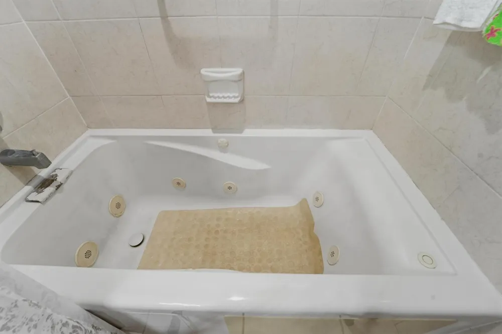 225 RIVER TERRACE DRIVE Jupiter, FL 33469
