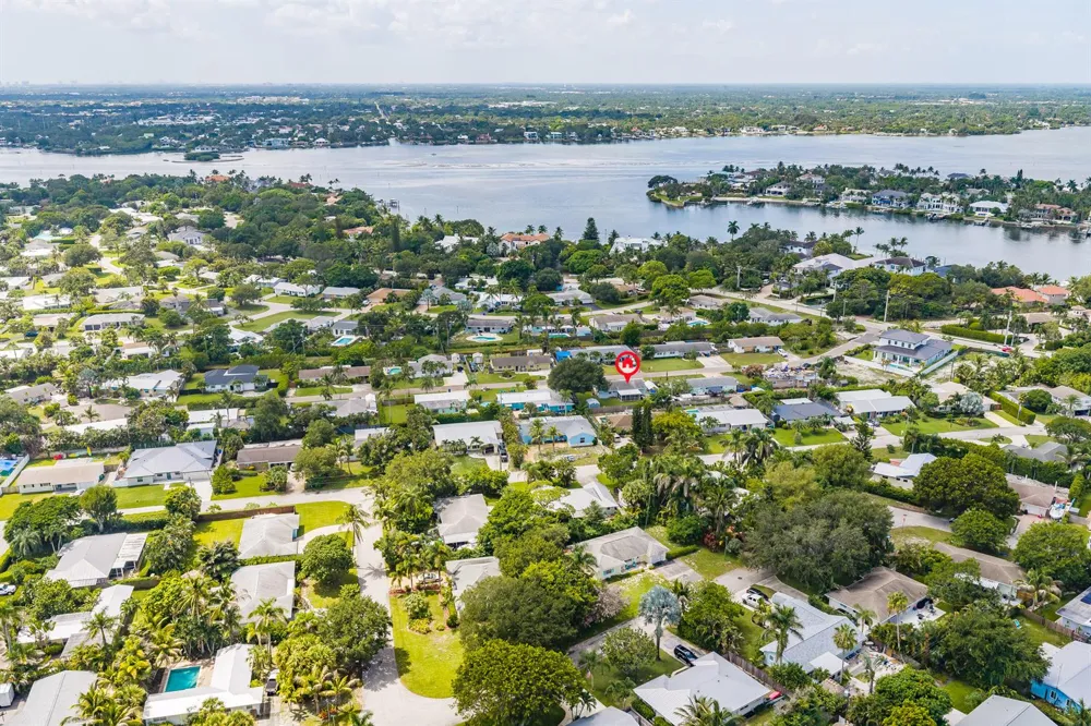 225 RIVER TERRACE DRIVE Jupiter, FL 33469