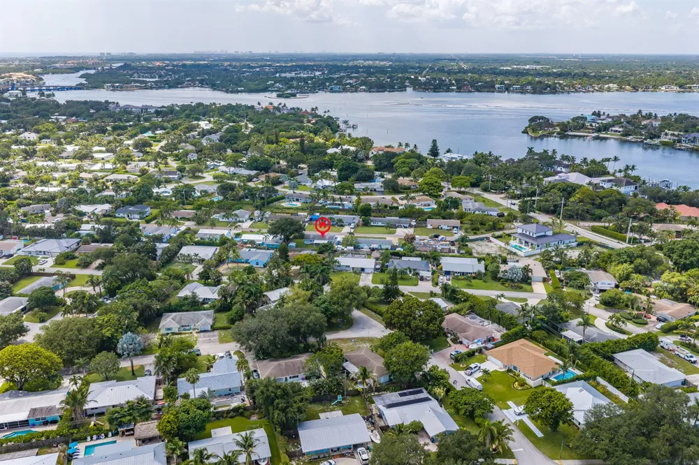 225 RIVER TERRACE DRIVE Jupiter, FL 33469