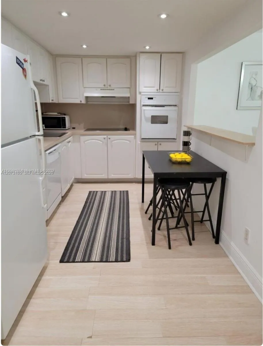 19390 Collins Ave #1004 Sunny Isles Beach, FL 33160