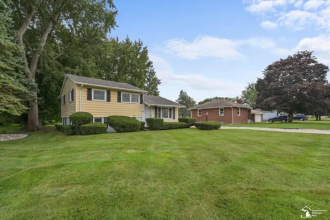 1960 Vivian Road