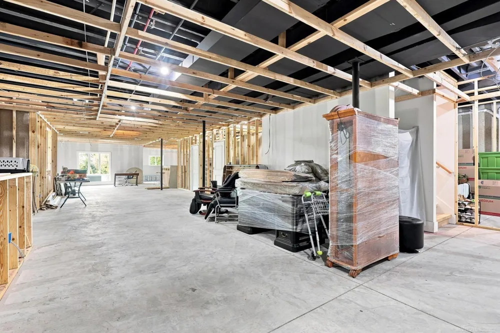 521 Iroquois Court Oxford Charter Township, MI 48371