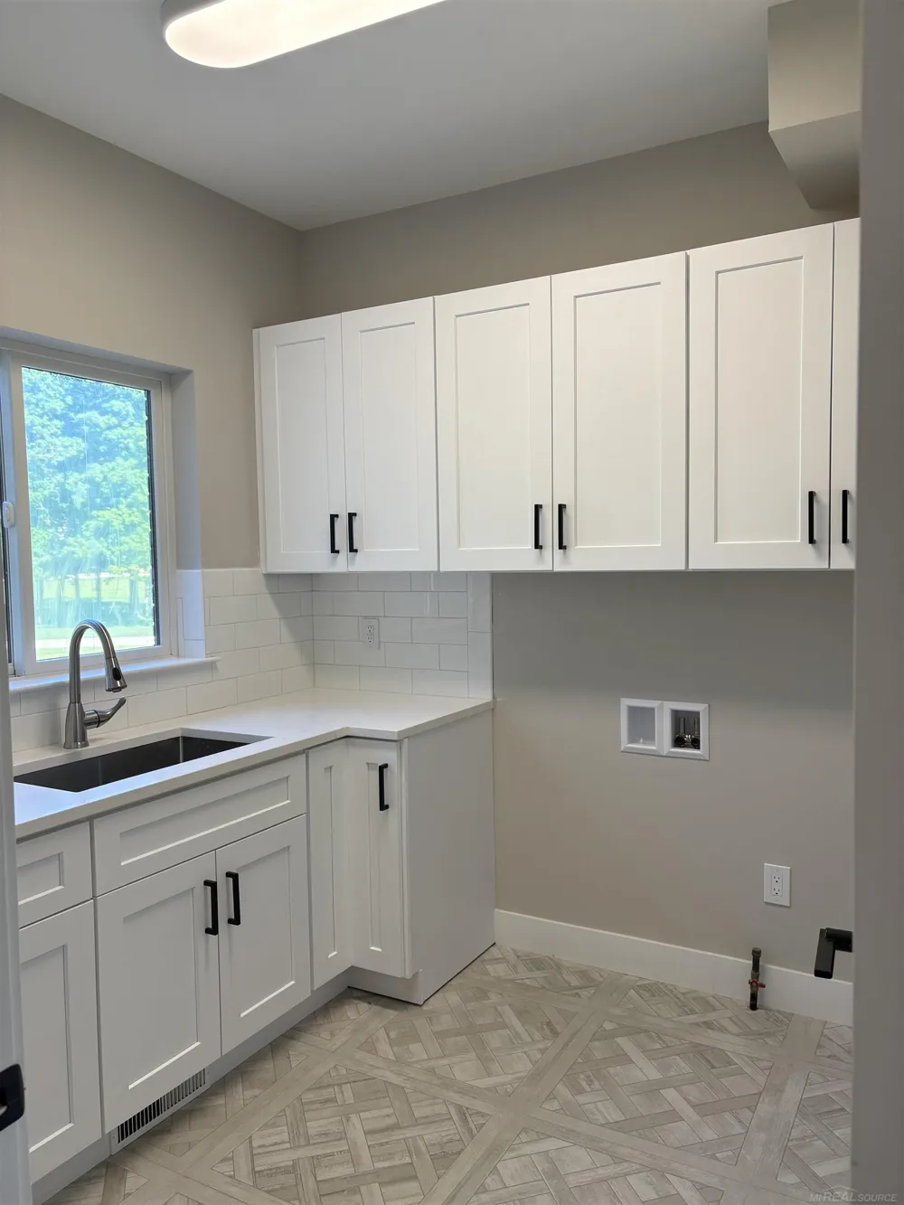 10505 Excalibur Drive Shelby Charter Township, MI 48315