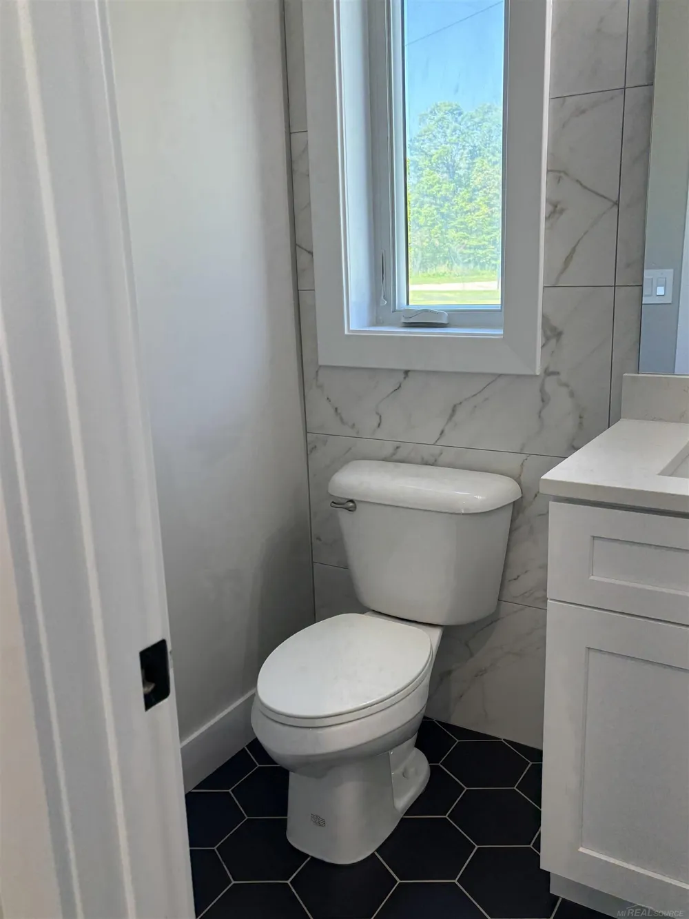 10505 Excalibur Drive Shelby Charter Township, MI 48315