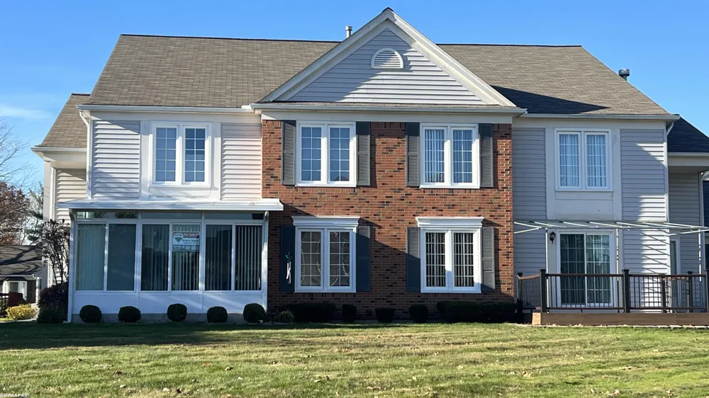 37485 Stonegate Circle Clinton Charter Township, MI 48036