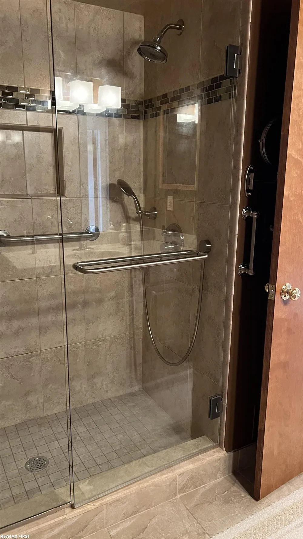 37485 Stonegate Circle Clinton Charter Township, MI 48036