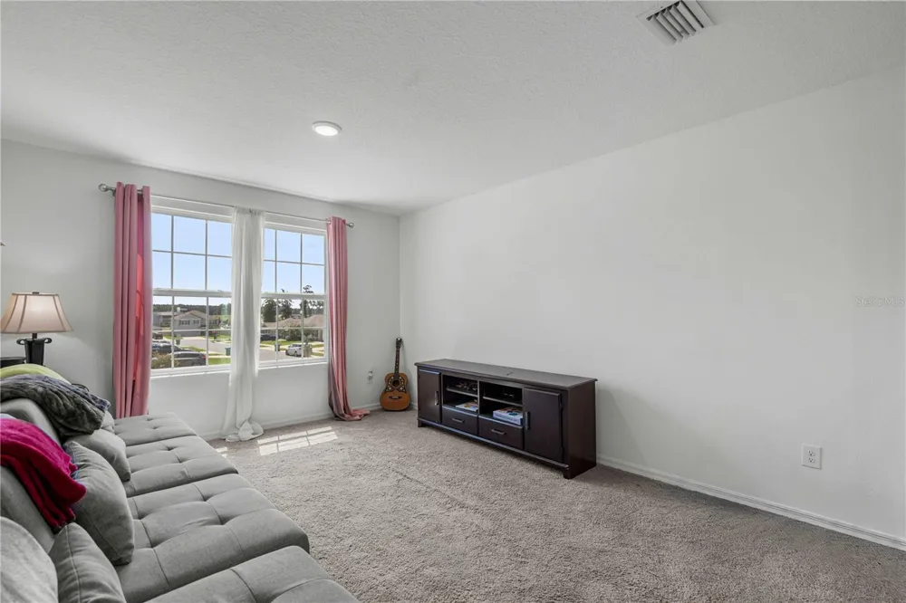 826 NW 244TH DRIVE Newberry, FL 32669