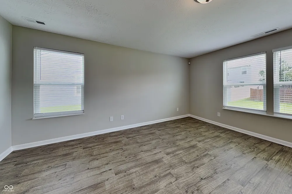 10904 Mansfield Way Ingalls, IN 46048