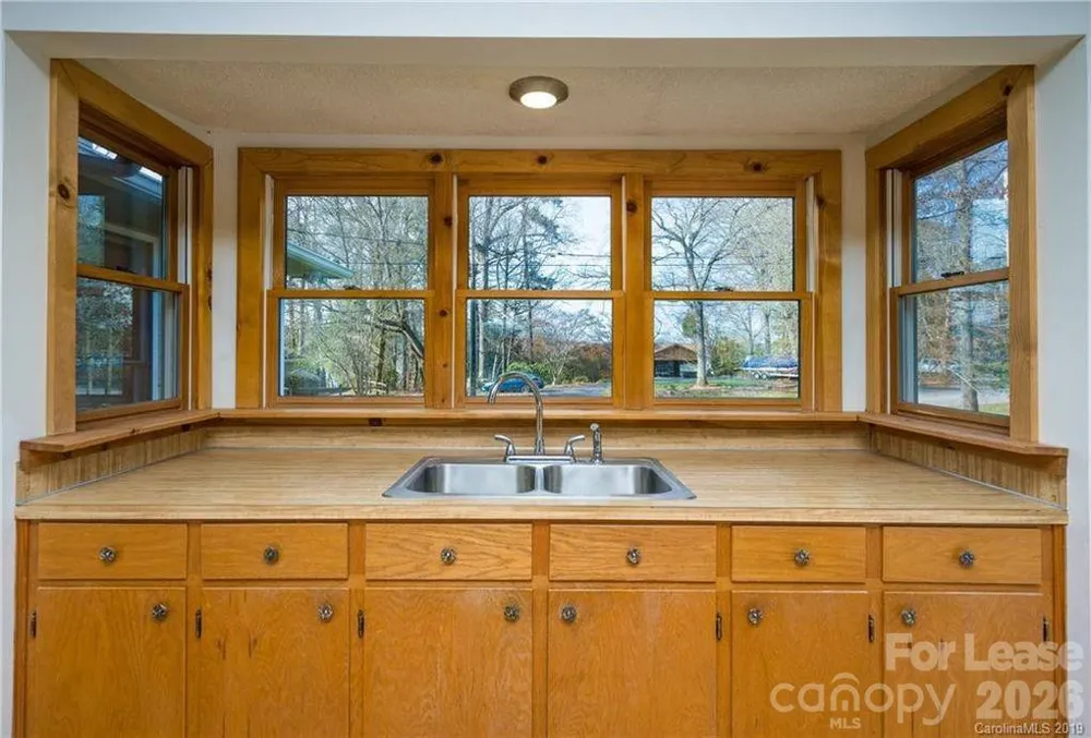 8502 Pine Lake Road Denver, NC 28037