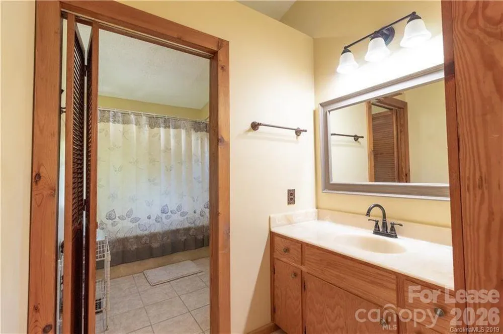 8502 Pine Lake Road Denver, NC 28037