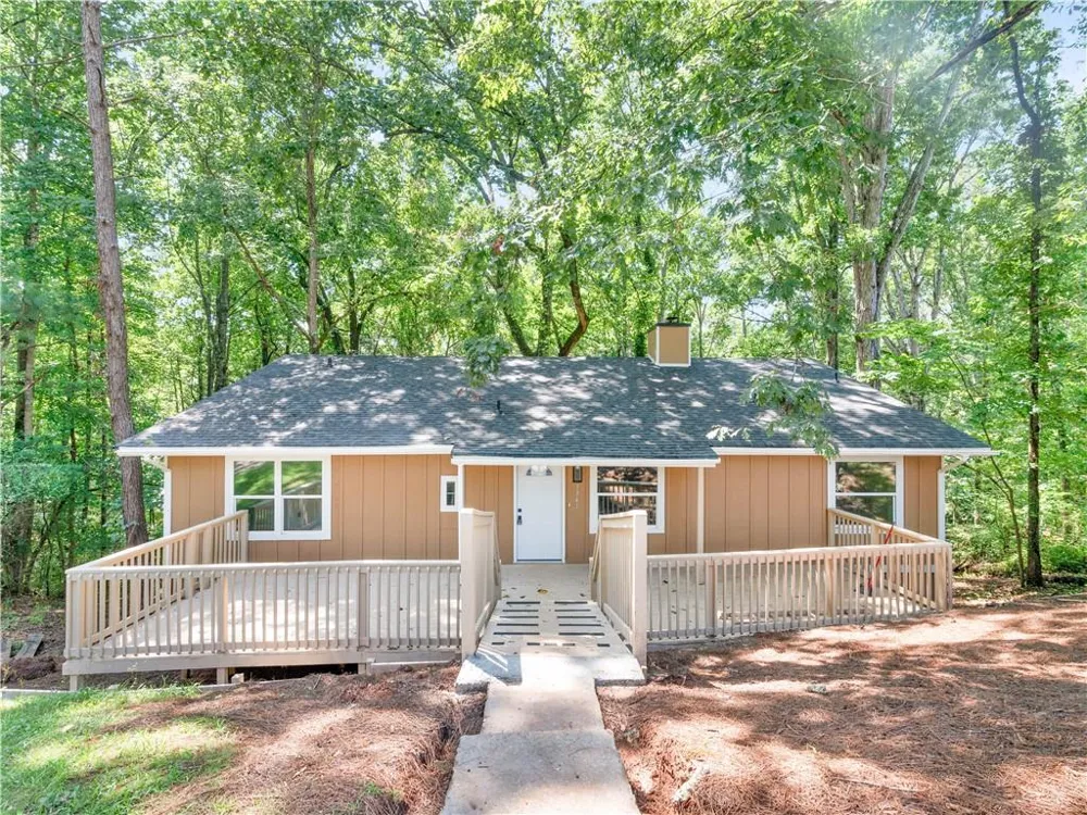 1341 Bethaven Road Riverdale, GA 30296