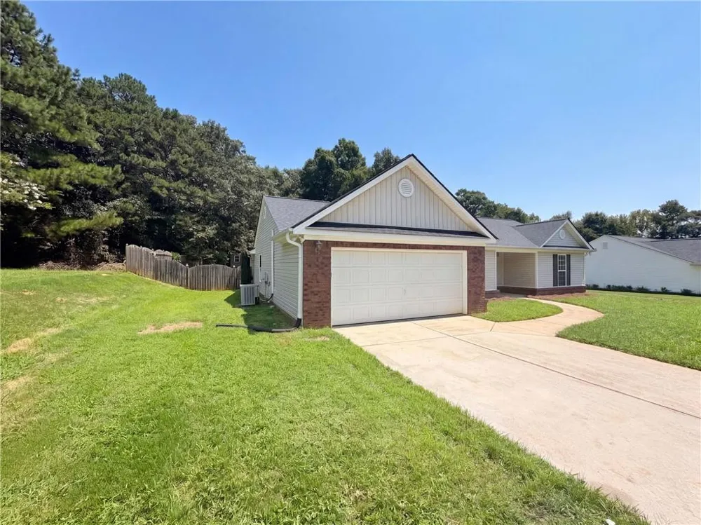 2506 Marixa Drive Statham, GA 30666