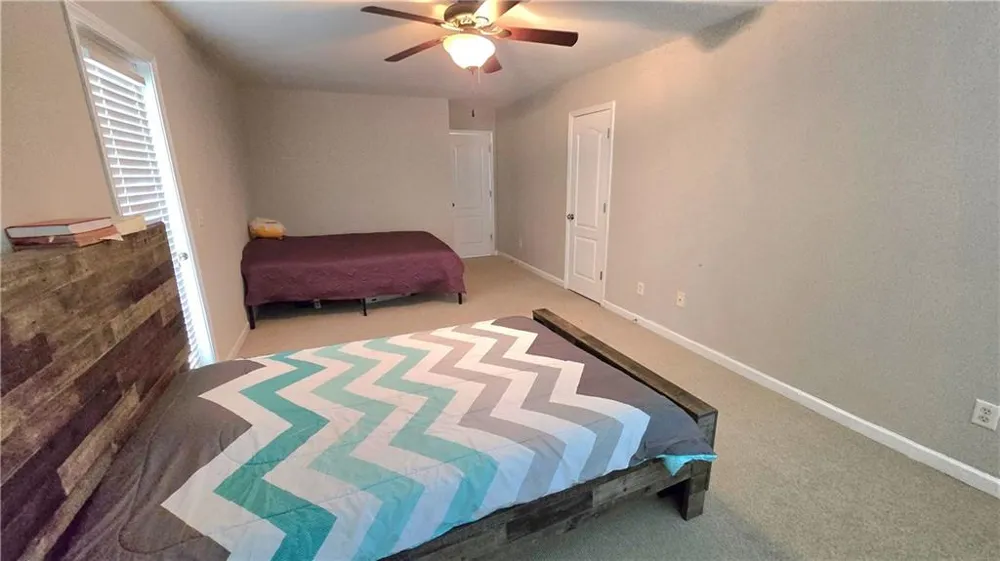 55 Colonial Court Senoia, GA 30276