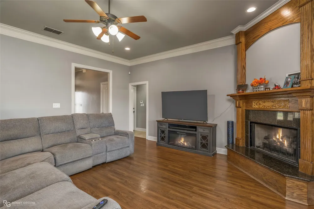 521 Brunswick Gardens Haughton, LA 71037