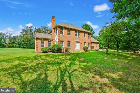 7341 CLIFF PINE DRIVE