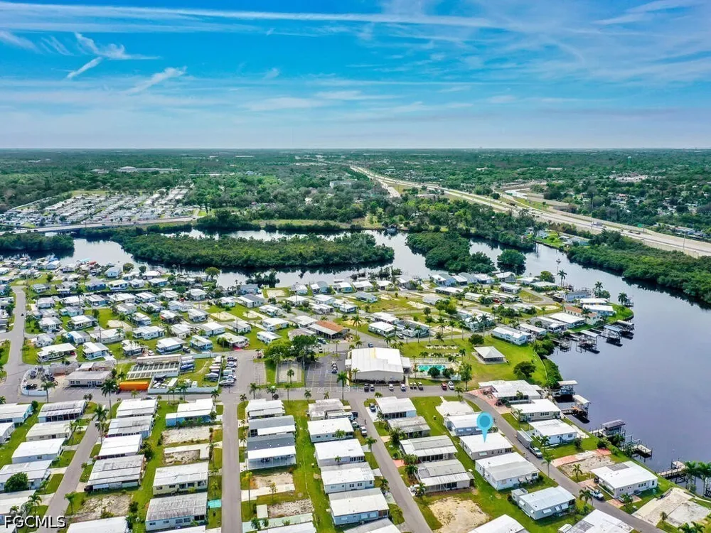 Shoreland Drive Fort Myers, FL 33905