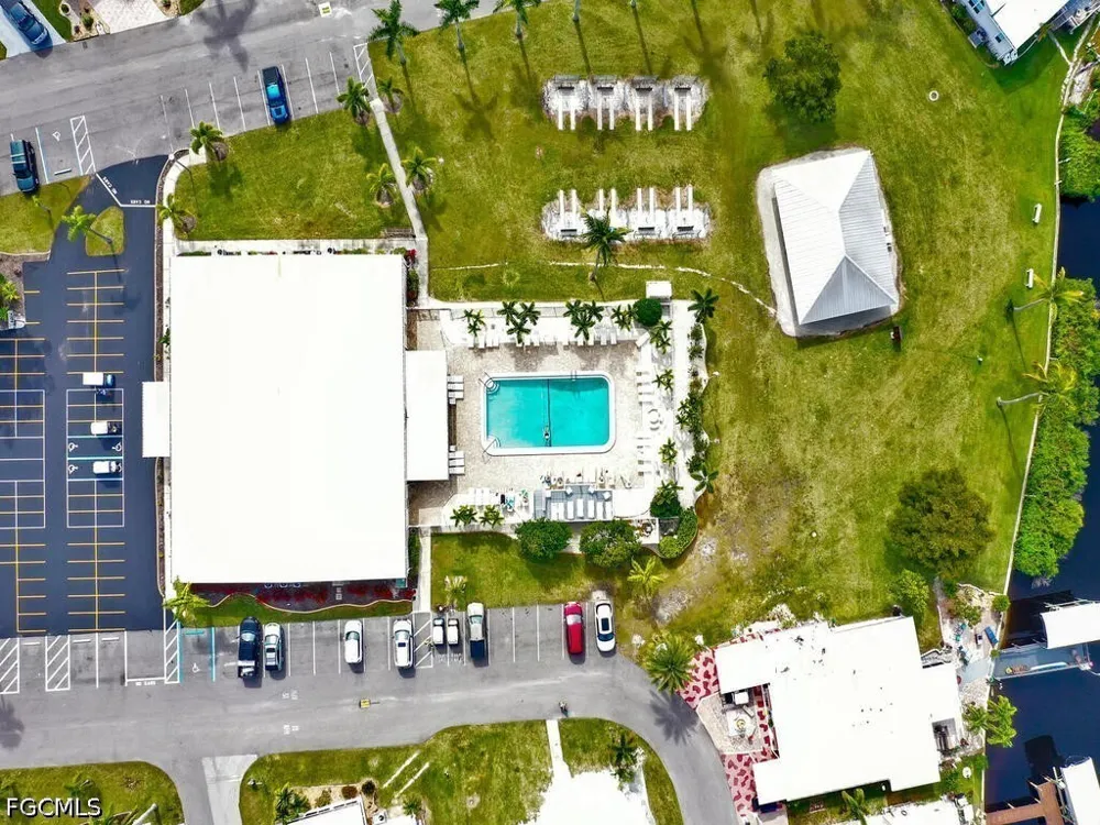 Shoreland Drive Fort Myers, FL 33905