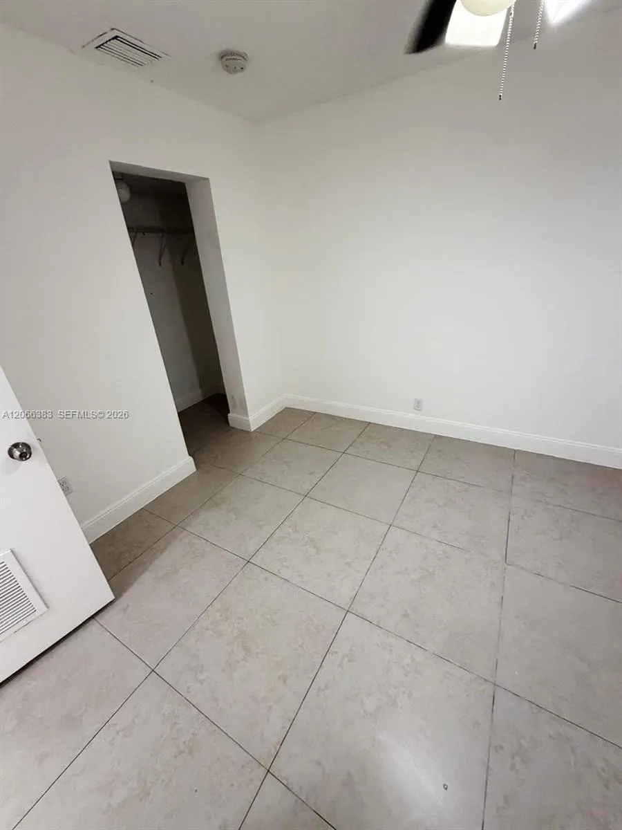 716 SW 11th Ave #B Homestead, FL 33030