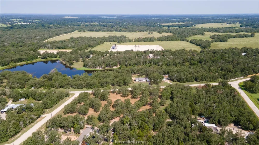 1 Mallard Drive S Caldwell, TX 77836