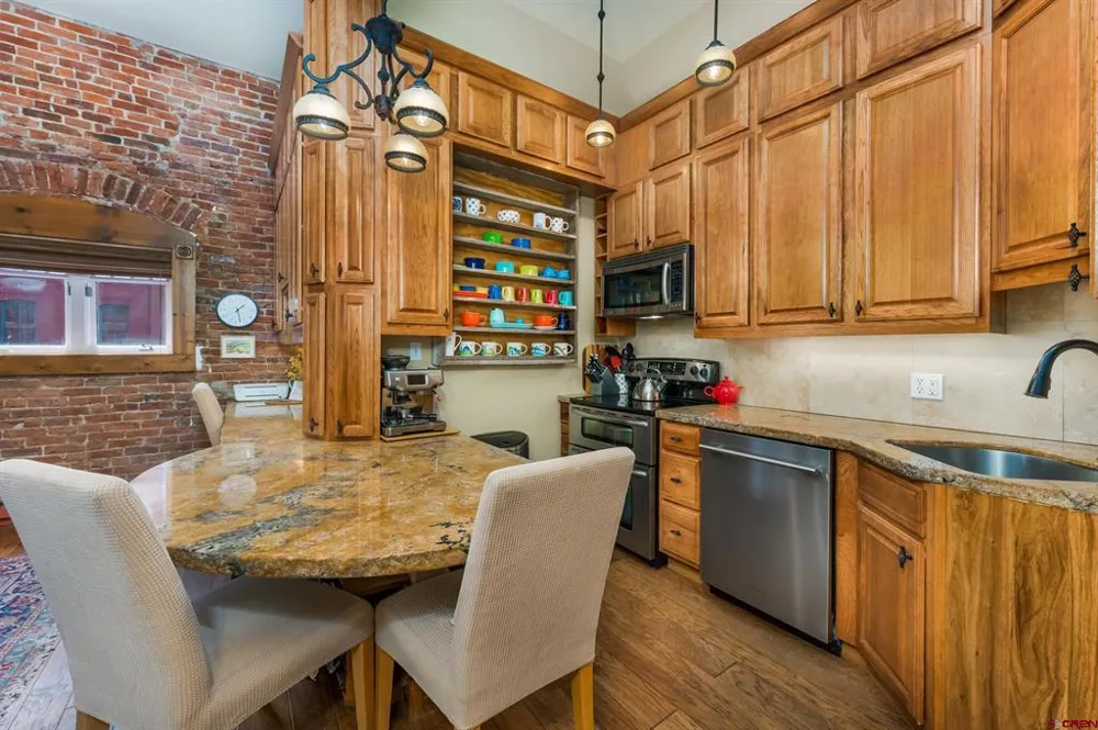 1001 Main Avenue #303 Durango, CO 81301