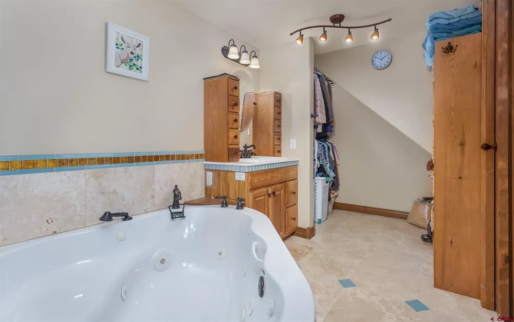 1001 Main Avenue #303 Durango, CO 81301