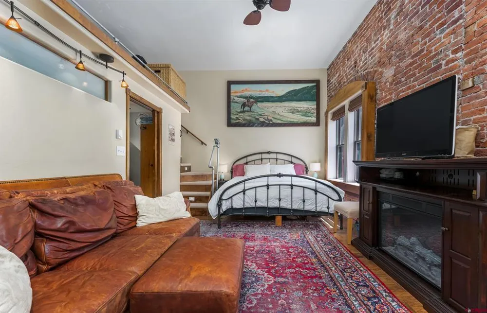 1001 Main Avenue #303 Durango, CO 81301