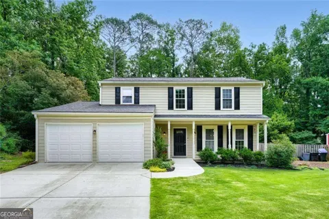 235 Barrington DR E
