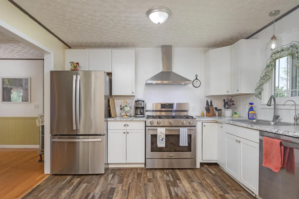 1798 County Road 700 Riceville, TN 37370