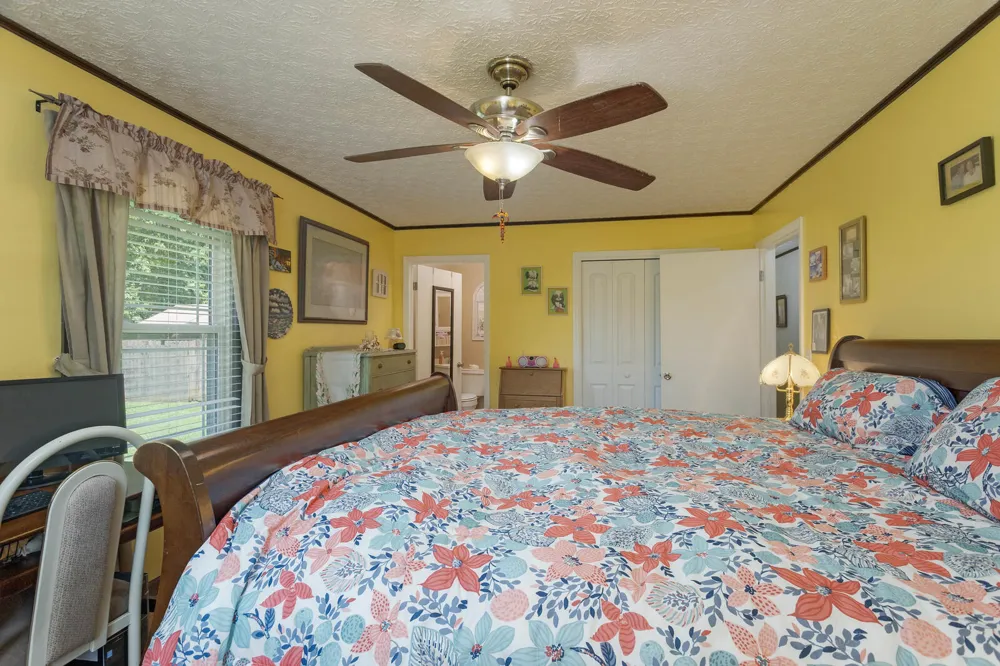 1798 County Road 700 Riceville, TN 37370