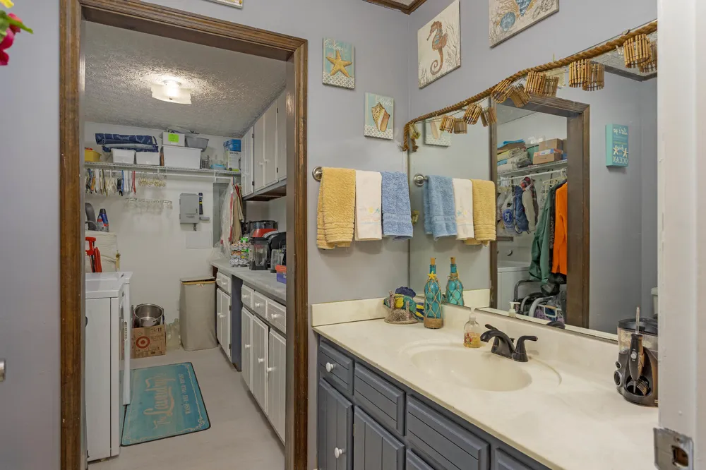 1798 County Road 700 Riceville, TN 37370