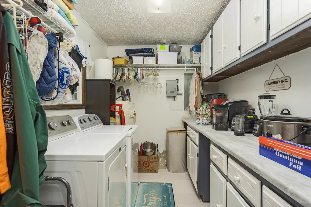 1798 County Road 700 Riceville, TN 37370