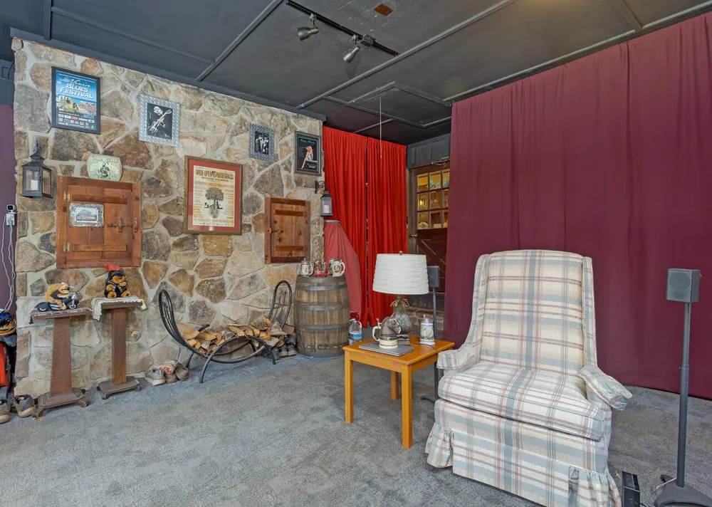 1798 County Road 700 Riceville, TN 37370