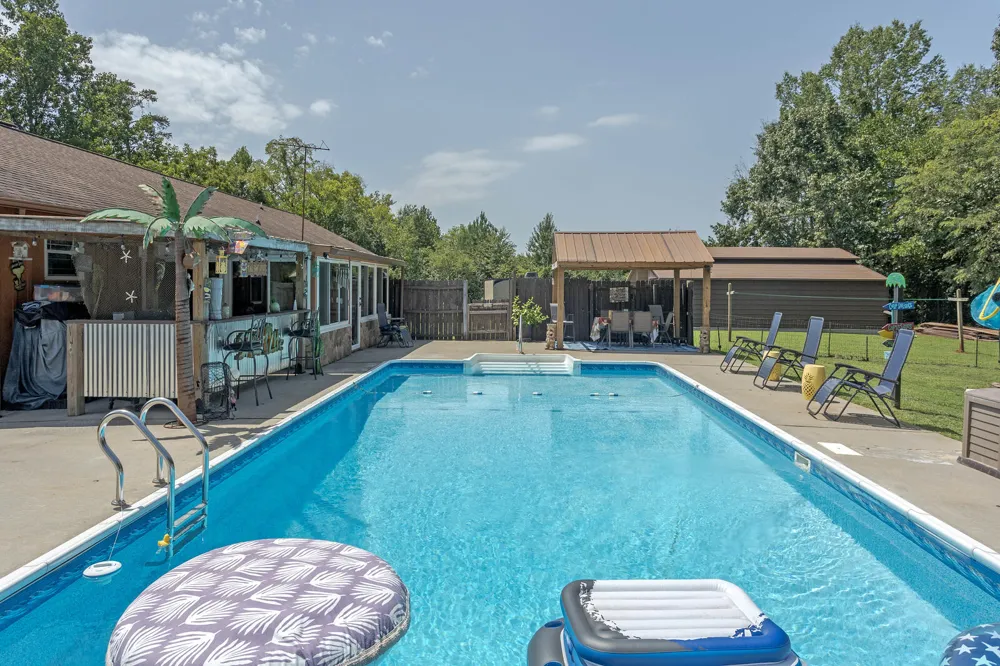 1798 County Road 700 Riceville, TN 37370