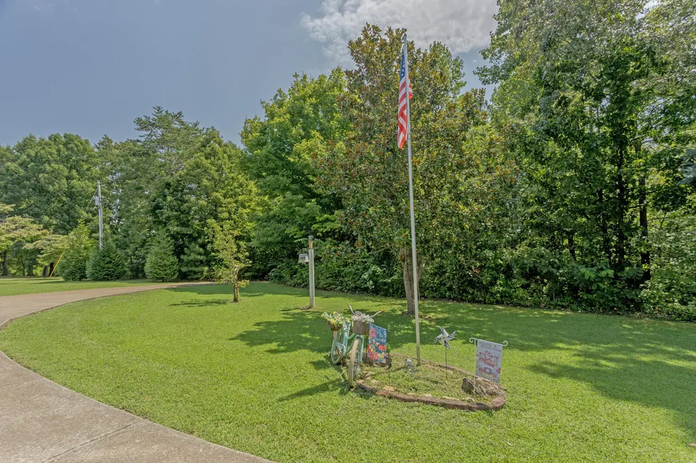 1798 County Road 700 Riceville, TN 37370