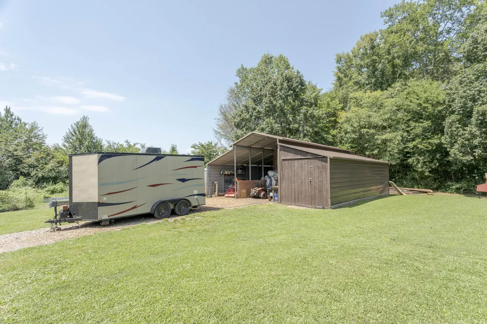 1798 County Road 700 Riceville, TN 37370