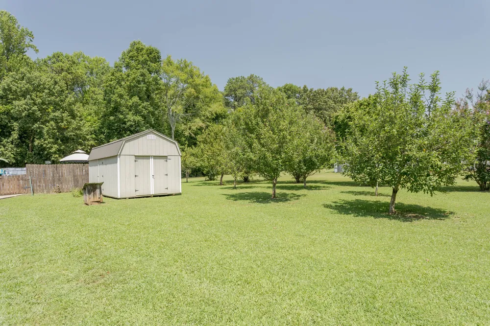 1798 County Road 700 Riceville, TN 37370