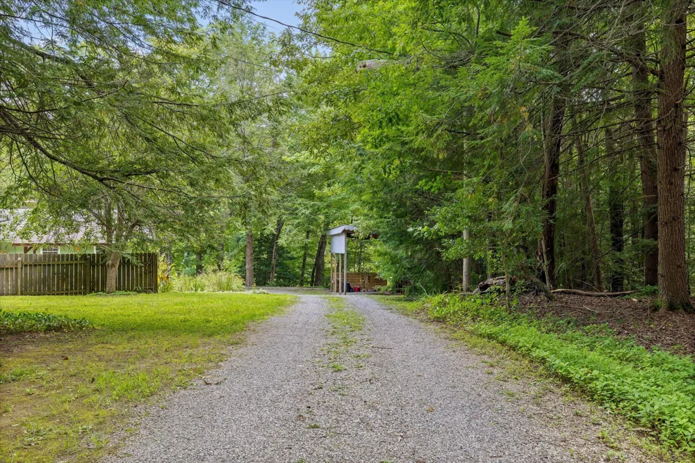 2558 Boston Branch Circle Signal Mountain, TN 37377