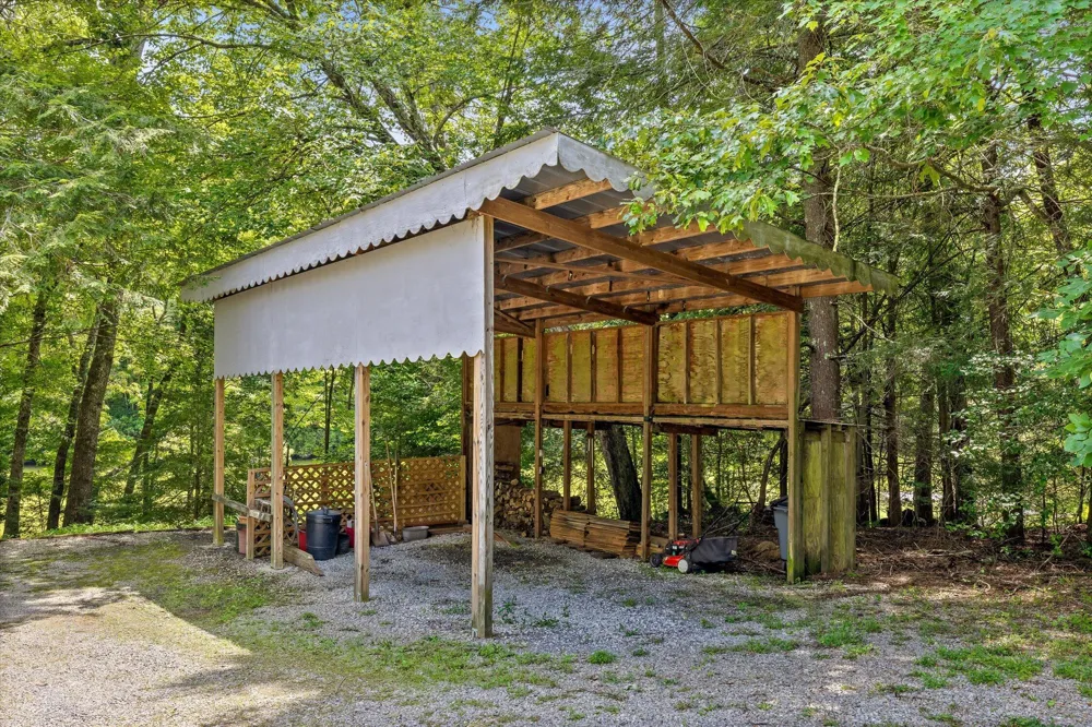 2558 Boston Branch Circle Signal Mountain, TN 37377