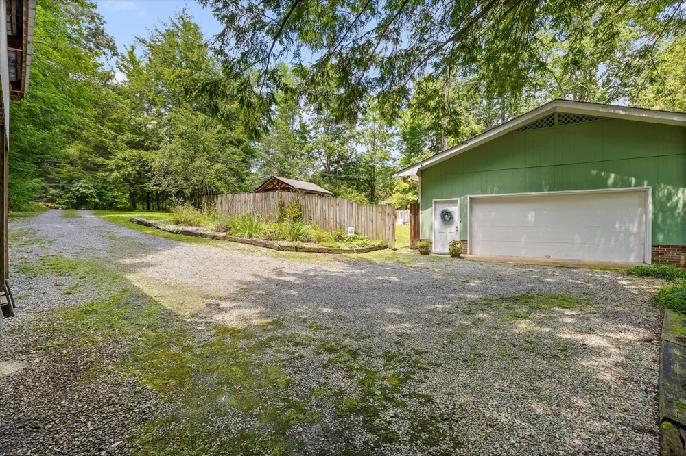 2558 Boston Branch Circle Signal Mountain, TN 37377