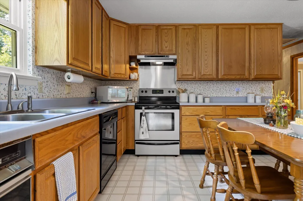 2558 Boston Branch Circle Signal Mountain, TN 37377