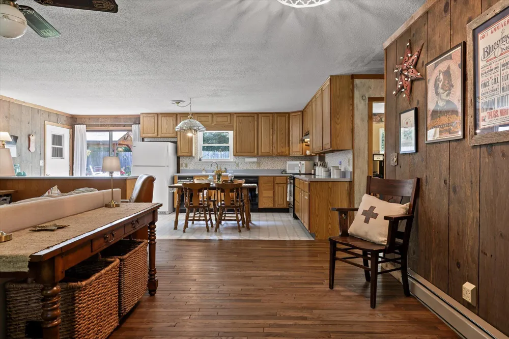 2558 Boston Branch Circle Signal Mountain, TN 37377